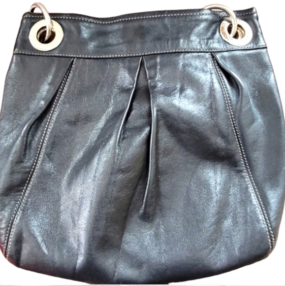 COACH | Black Leather Silver Hardware Shoulder Bag - Picture 4 of 11